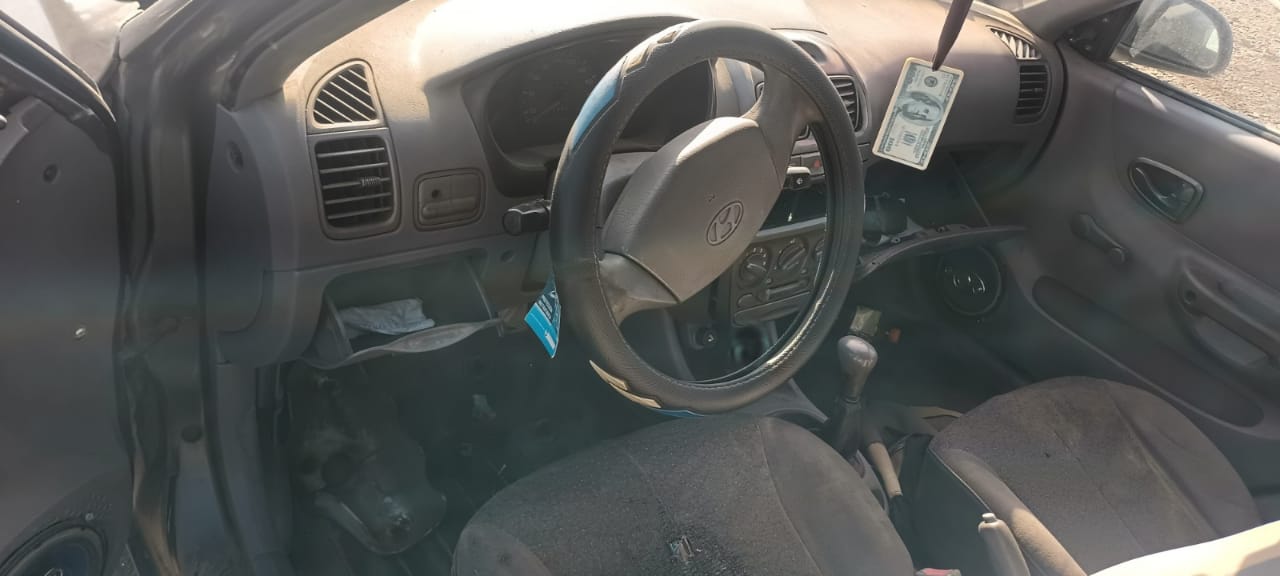  Hyundai ACCENT 2000    EN DESARME
